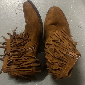 Fringe Leather Ankle Booties - Tan